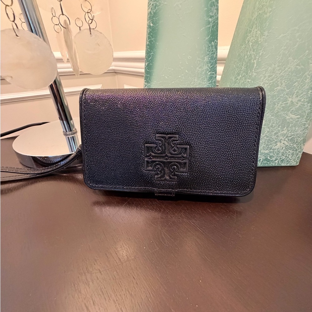 TORY BURCH Black Pebbled Leather Wallet